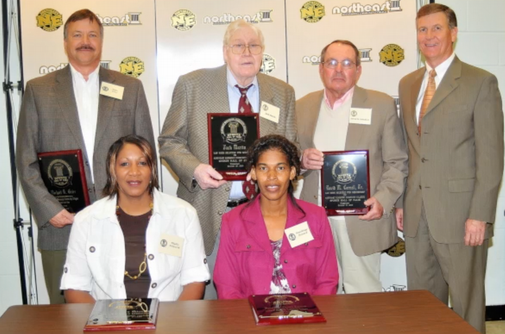 A group photo of the 2010 Sports Hall of Fame Inductees