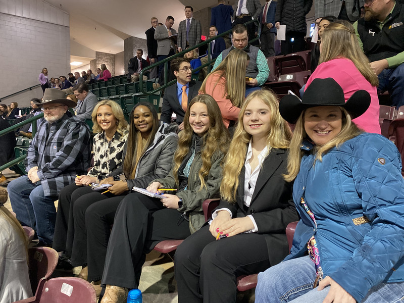 Live Stock Judging Team and Advisers