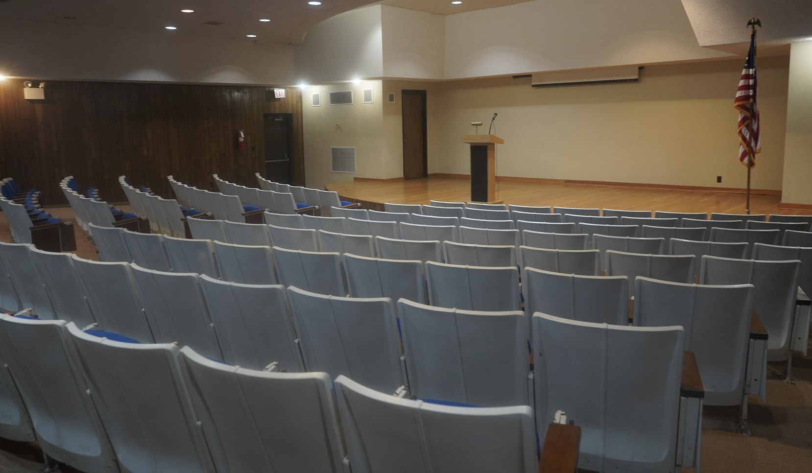 empty-classroom.png