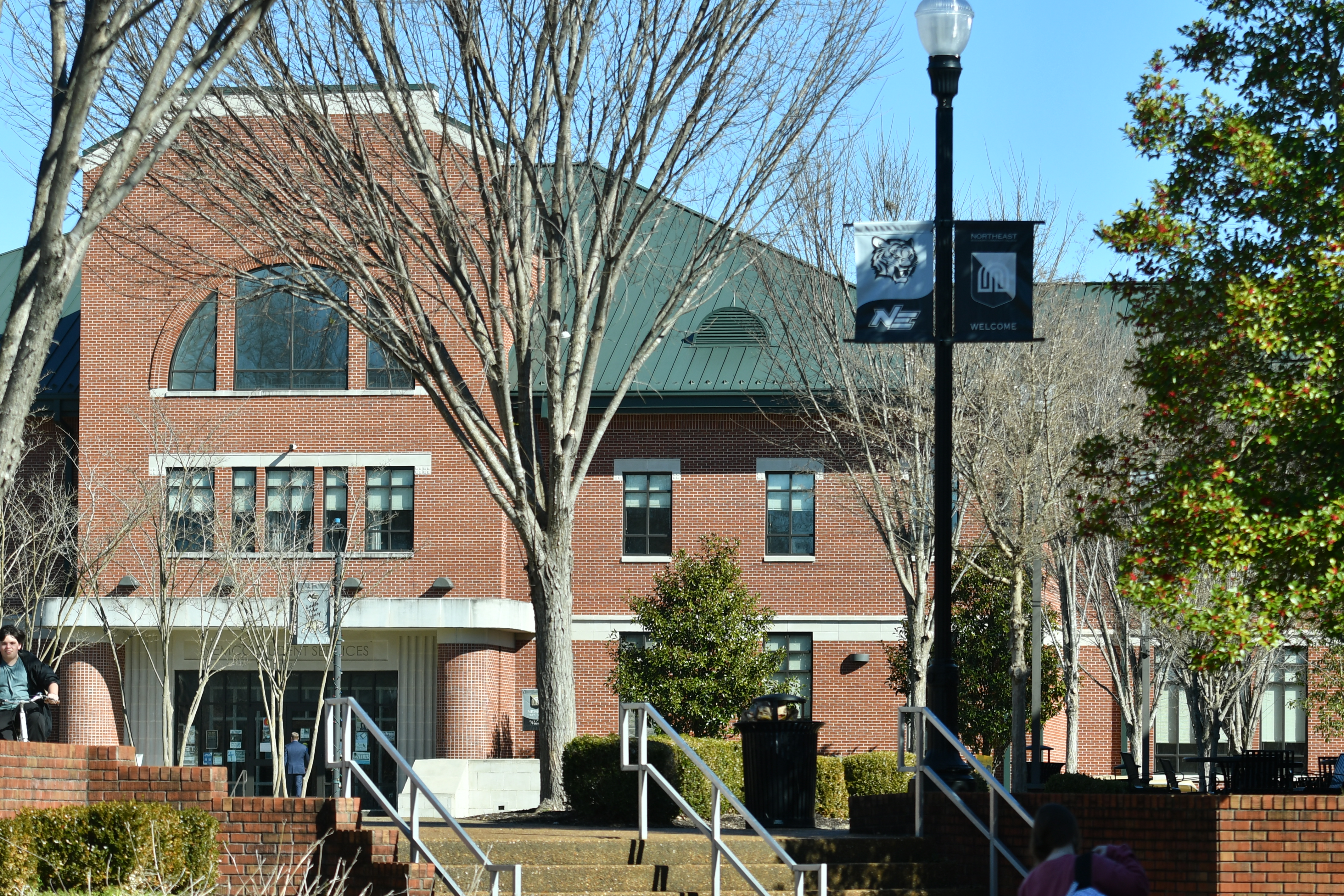 Photo of Ramsey Hall, the student services building.